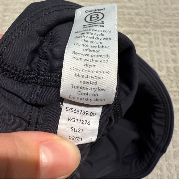 Athleta Ultimate 3" Athletic Shorts Running Shorts BLACK Women’s Small #566739 - Picture 7 of 9